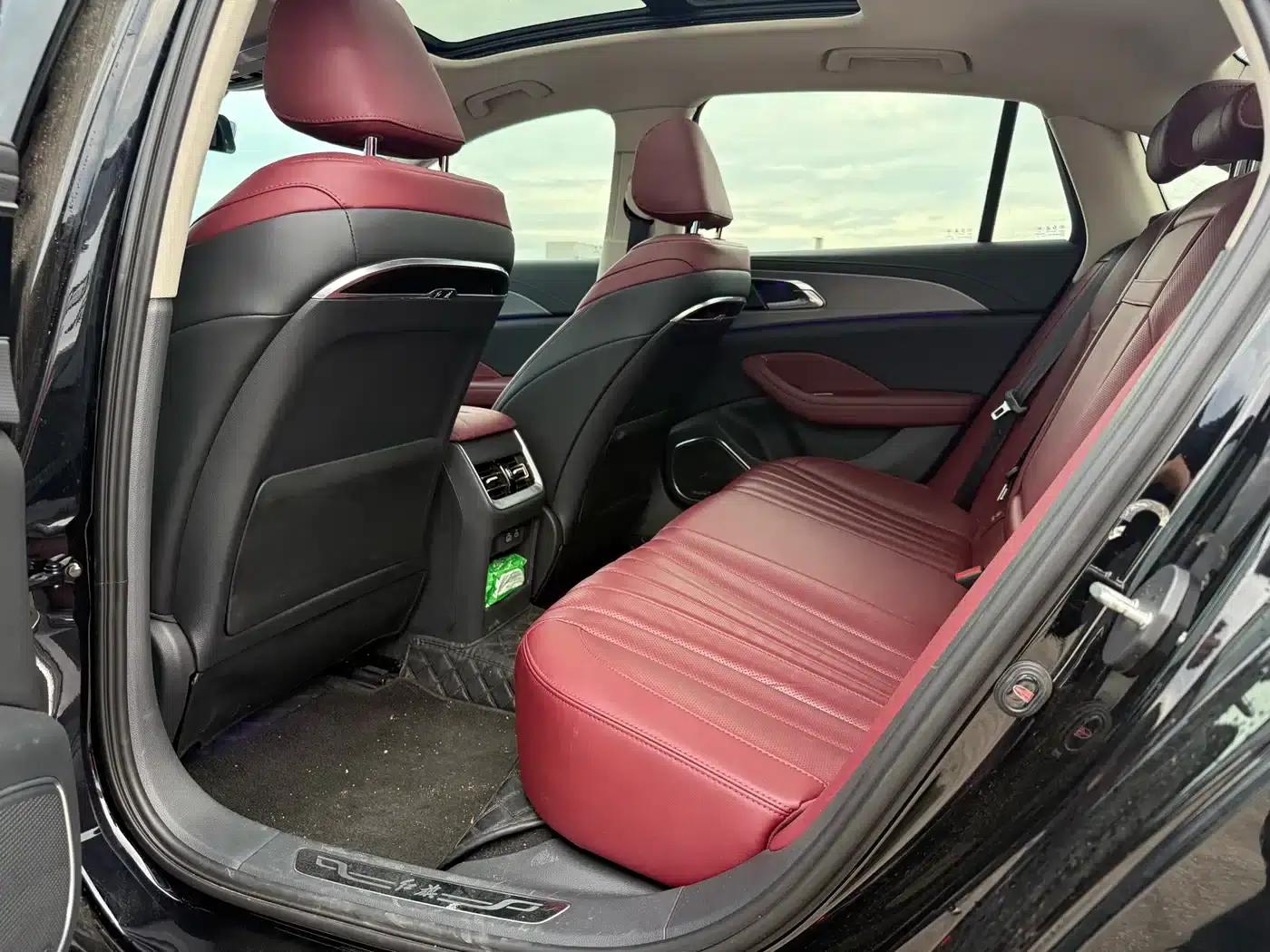Hongqi H5 2023 2.0T Automatic Intelligent Flagship Edition — миниатюра 13