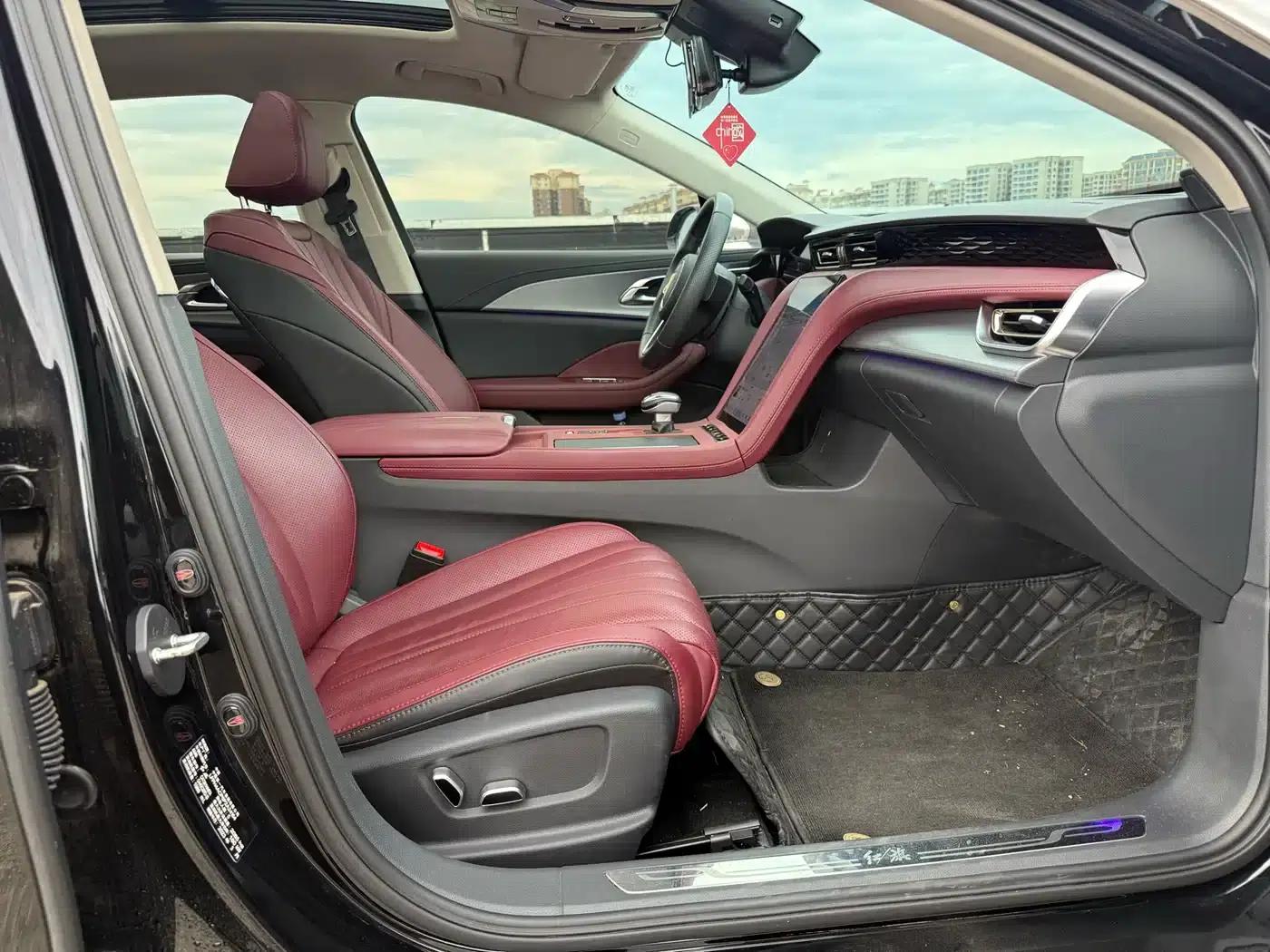 Hongqi H5 2023 2.0T Automatic Intelligent Flagship Edition — миниатюра 16