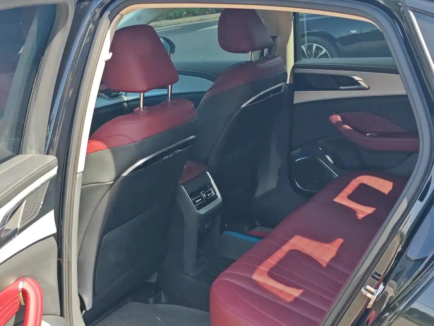 Hongqi H5 2025 1.5T DCT Xuanying 2 Millionth Unit Commemorative Edition — миниатюра 6
