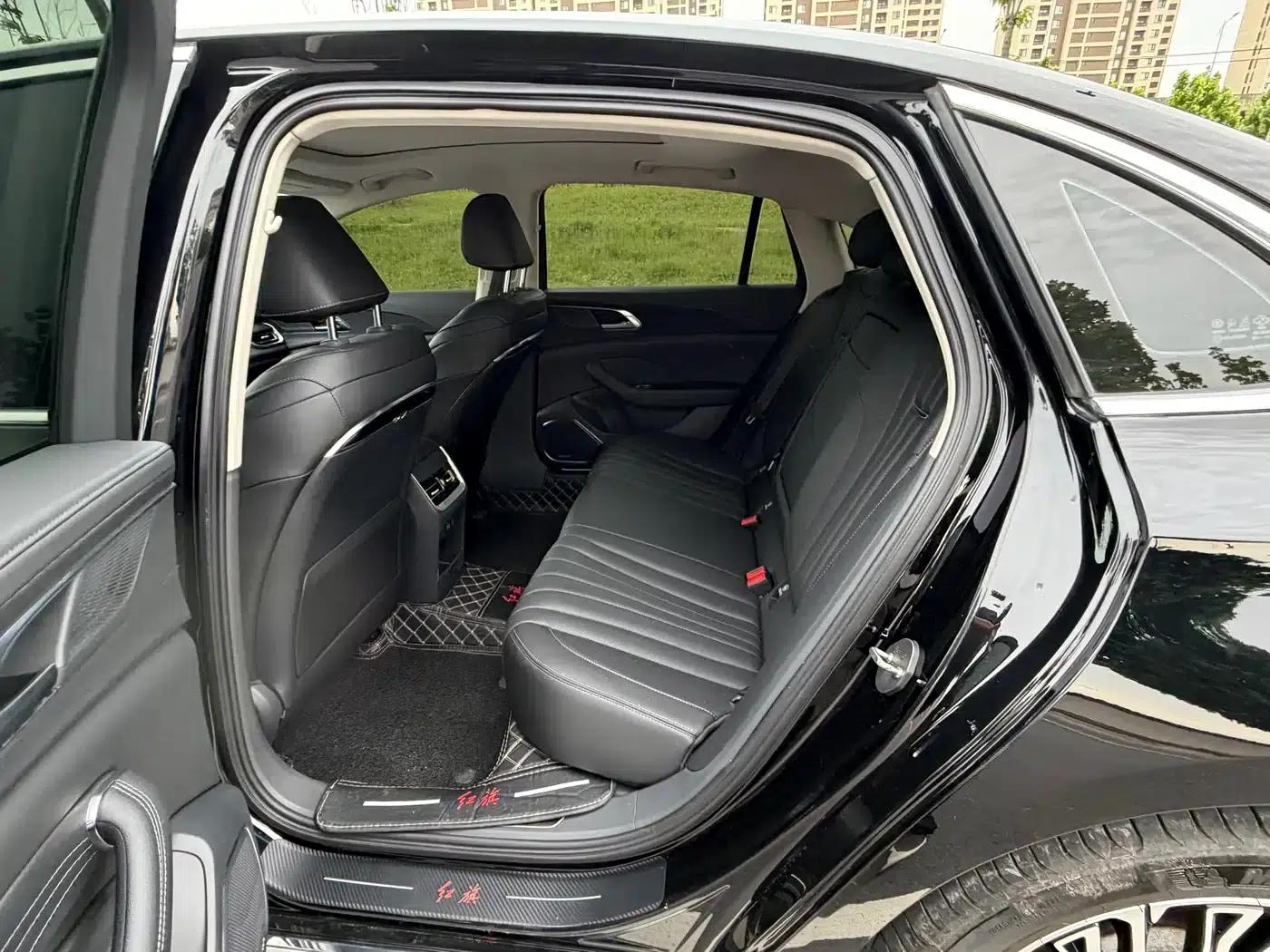 Hongqi H5 2024 2.0T Automatic Intelligent Flagship Edition — миниатюра 9