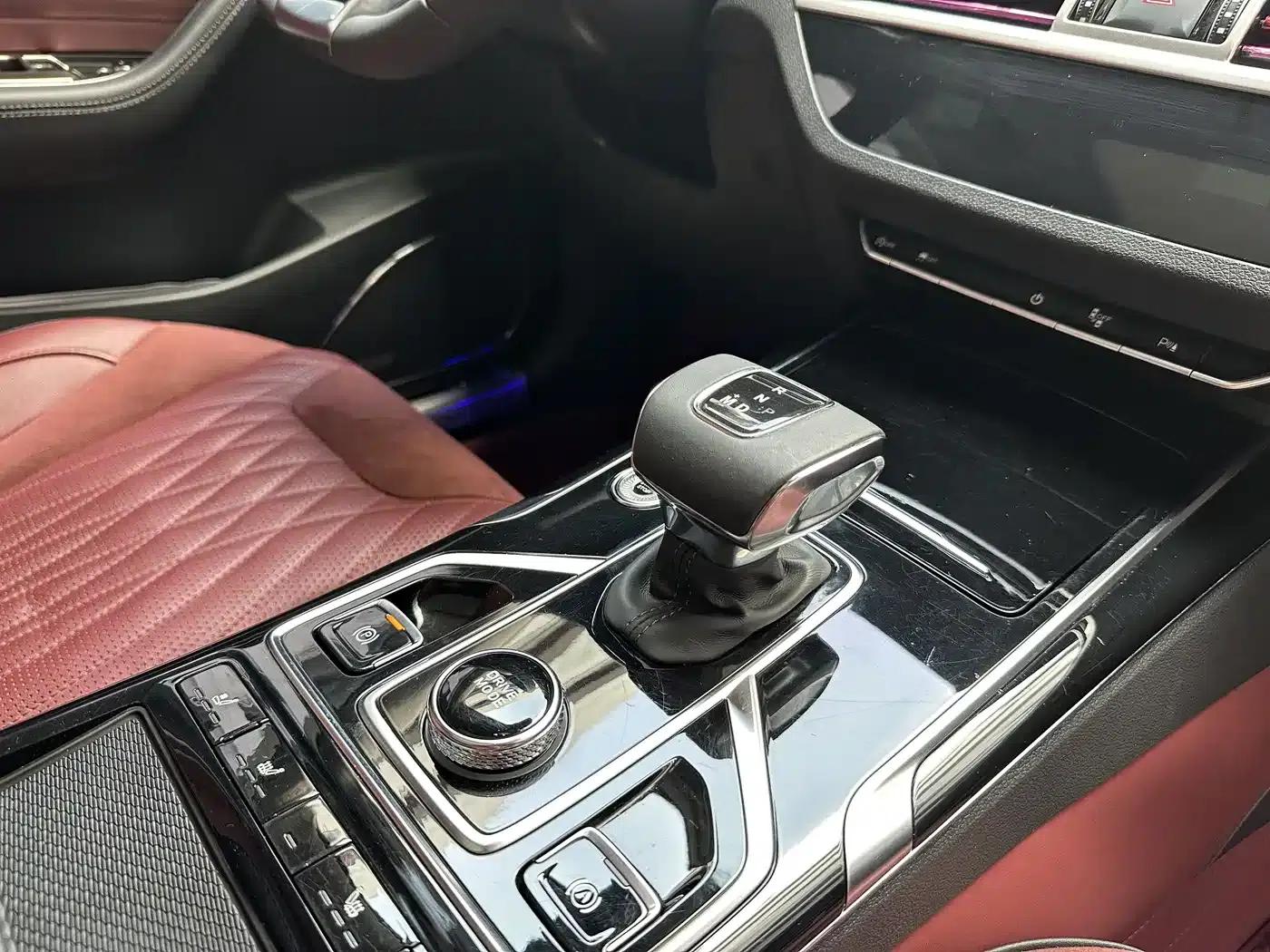 Hongqi HS5 2022 2.0T Intelligent Flagship Enjoy 4WD Edition — миниатюра 9