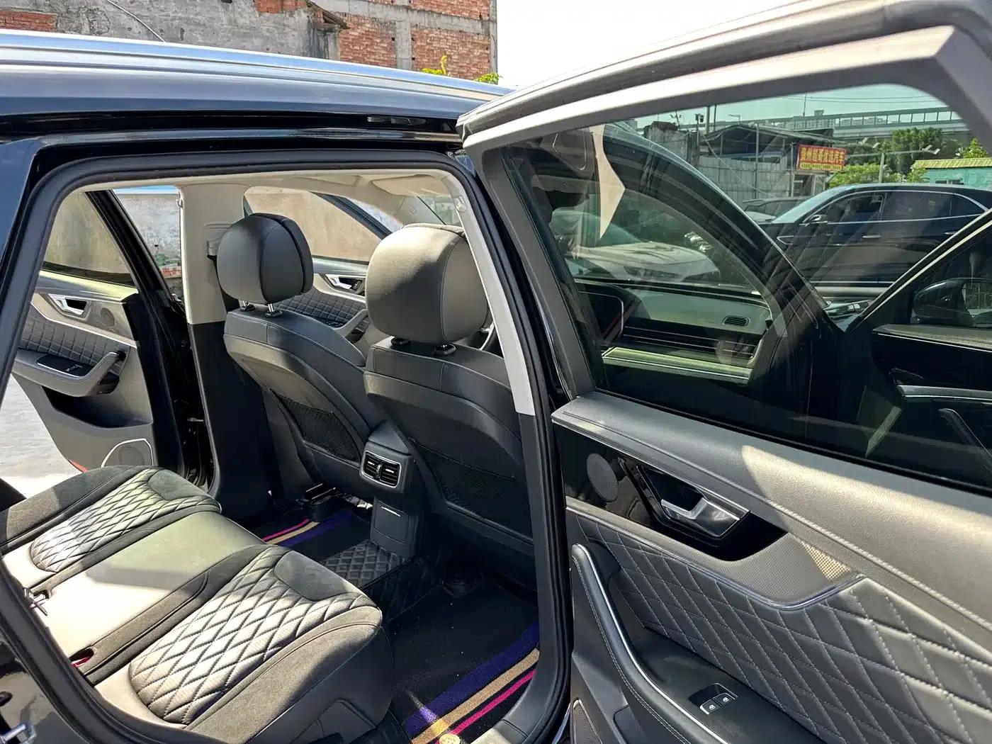 Hongqi HS5 2019 2.0T Intelligent Flagship Enjoy 4WD Edition — миниатюра 11