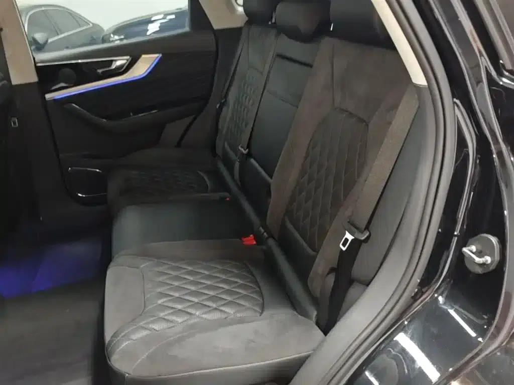 Hongqi HS5 2019 2.0T Intelligent Flagship Edition — миниатюра 17