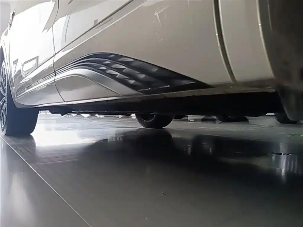 Hongqi HS5 2023 2.0T AWD Flagship Pro Edition — миниатюра 22