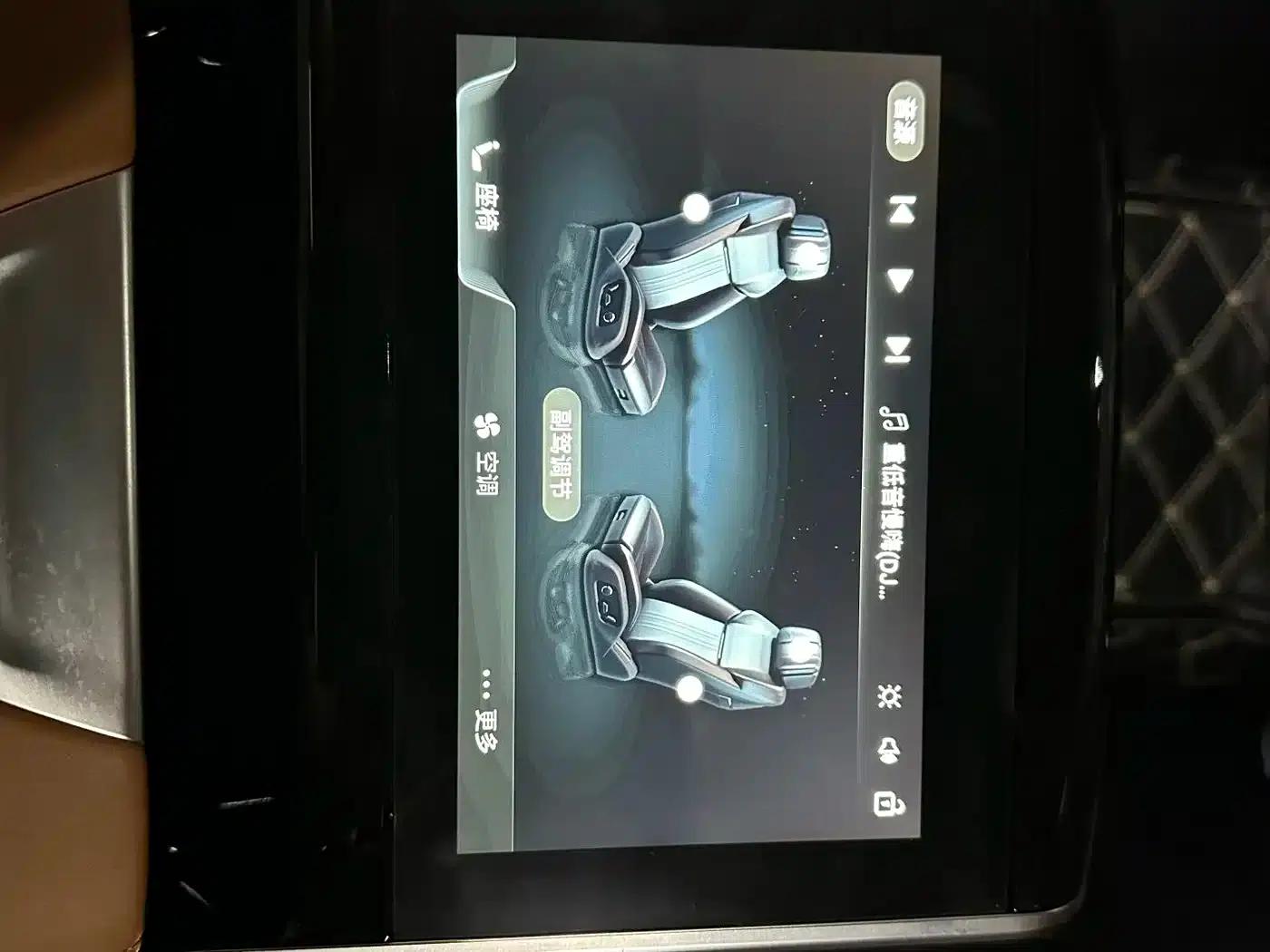 Hongqi H9 2022 2.0T Intelligent Flagship Edition — миниатюра 11