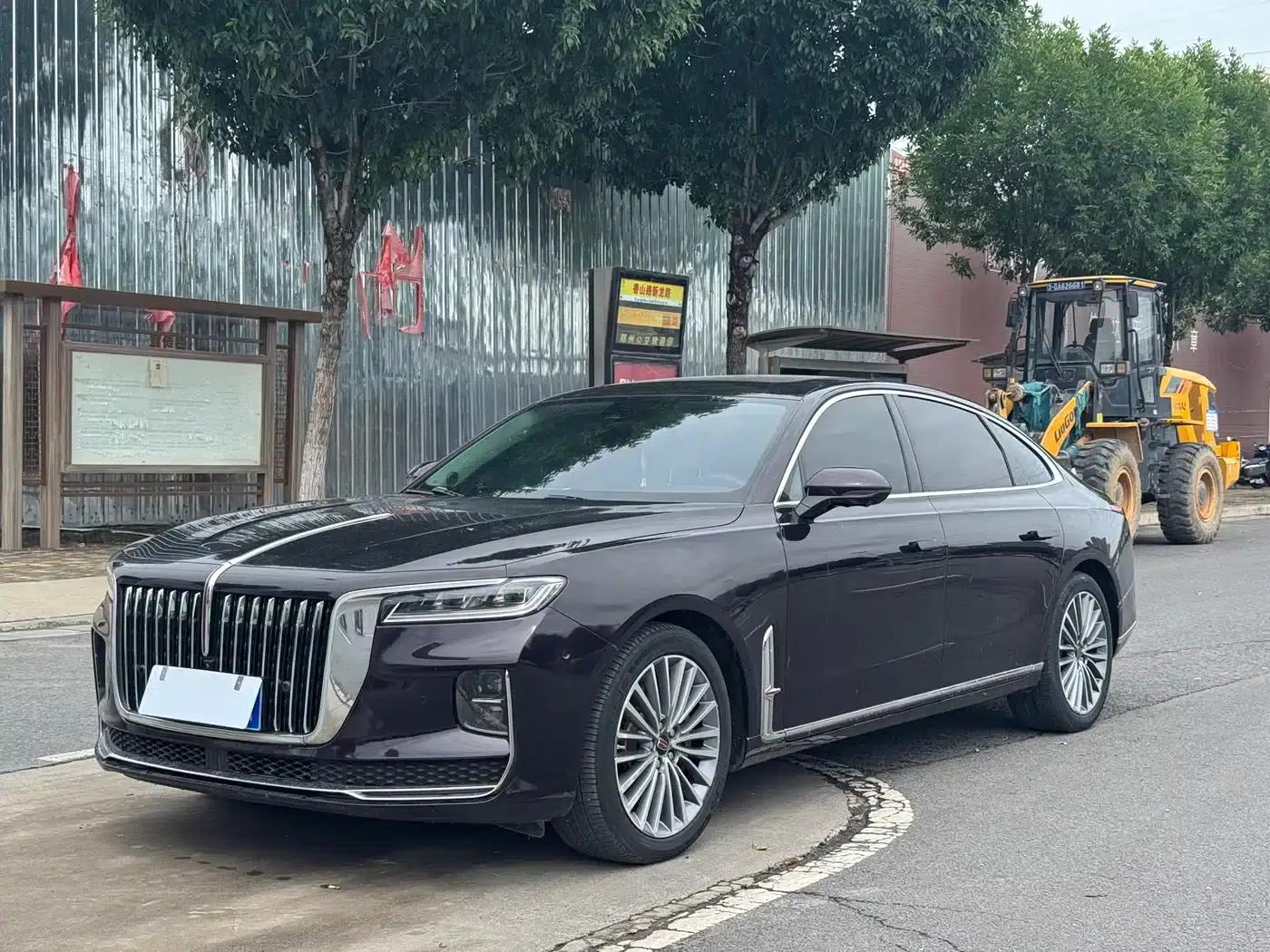 Hongqi H9 2022 2.0T Intelligent Flagship Edition — миниатюра 1
