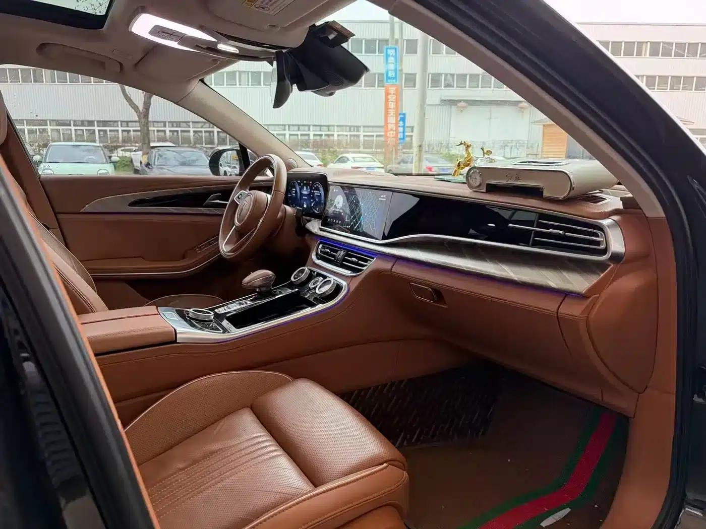 Hongqi H9 2020 2.0T Intelligent Flagship Edition — миниатюра 6