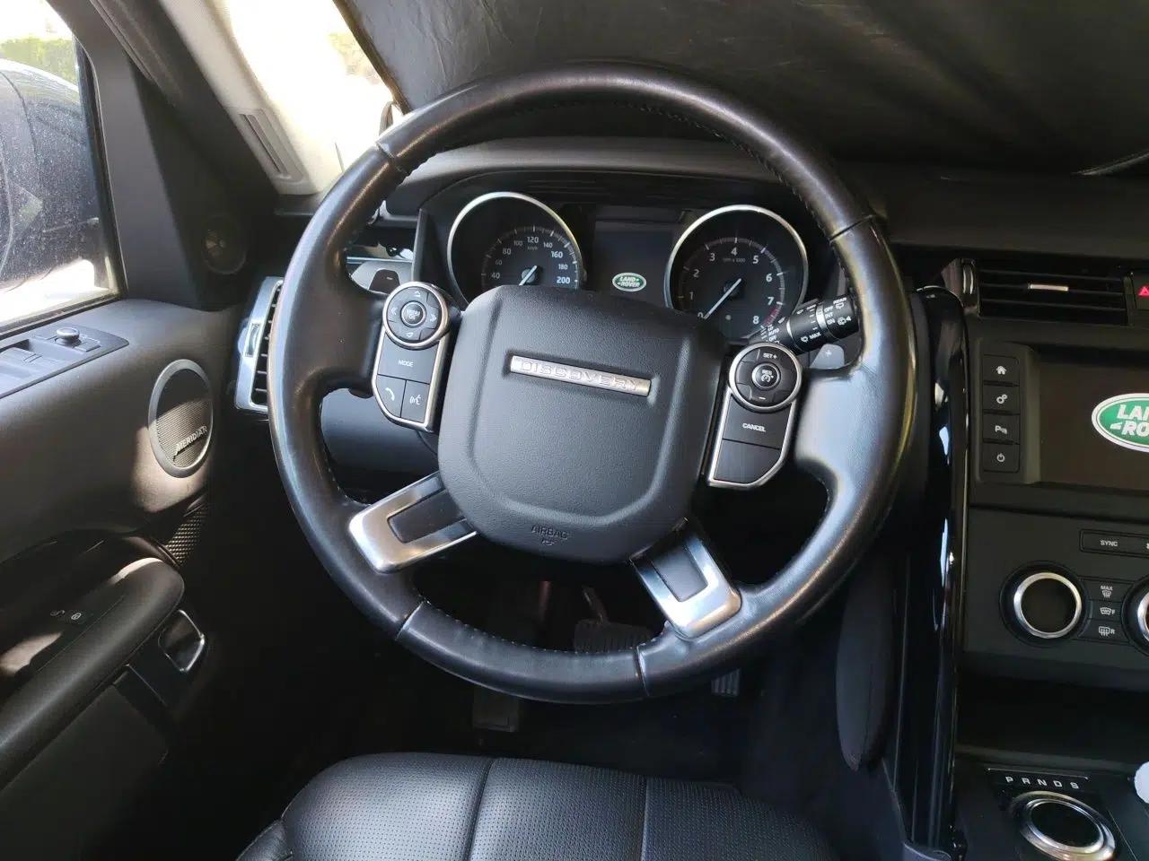 Land Rover Discovery 2017 3.0 SC V6 SE — миниатюра 11