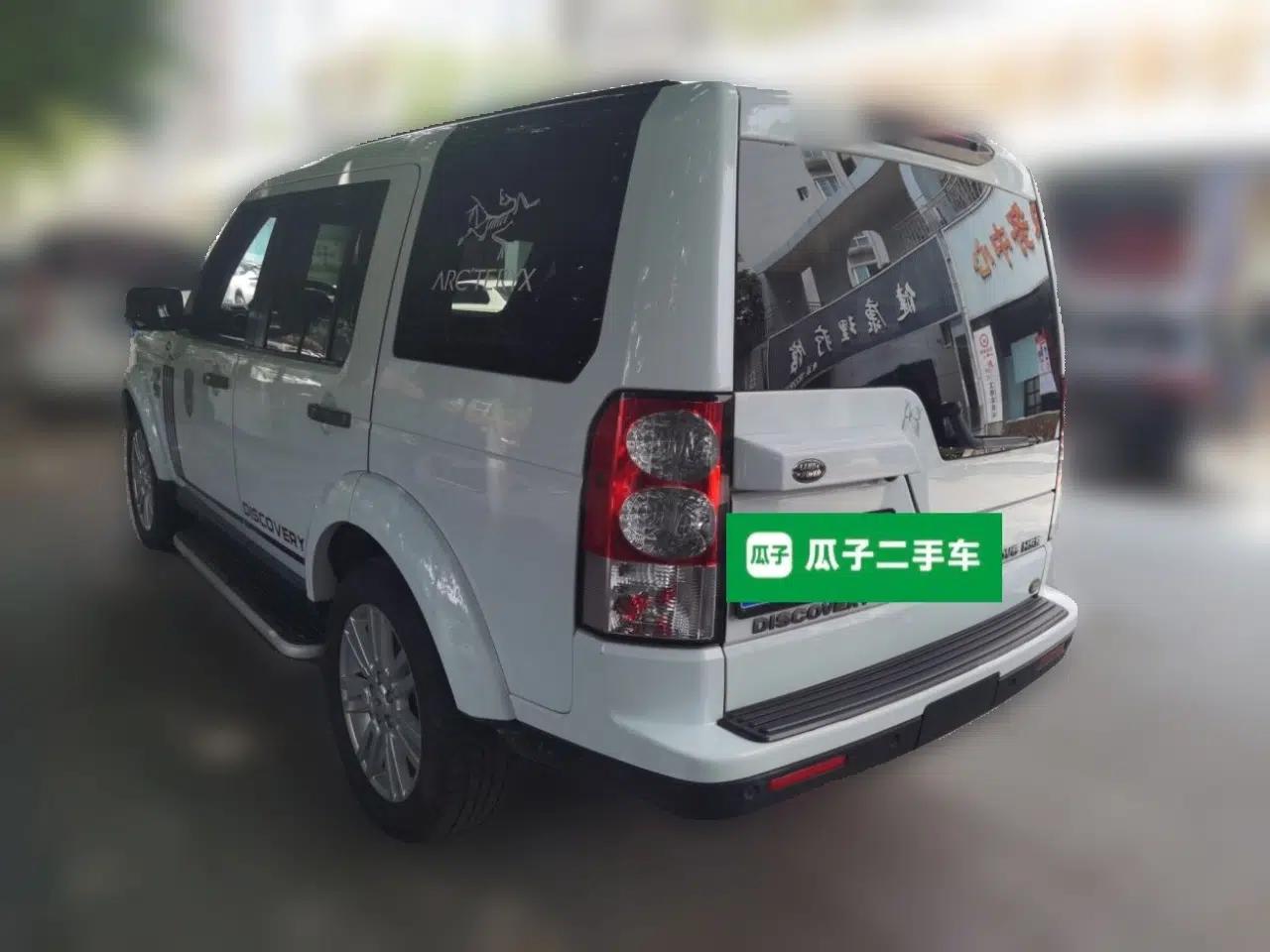 Land Rover Discovery 2011 3.0 SDV6 HSE Diesel Version — миниатюра 4
