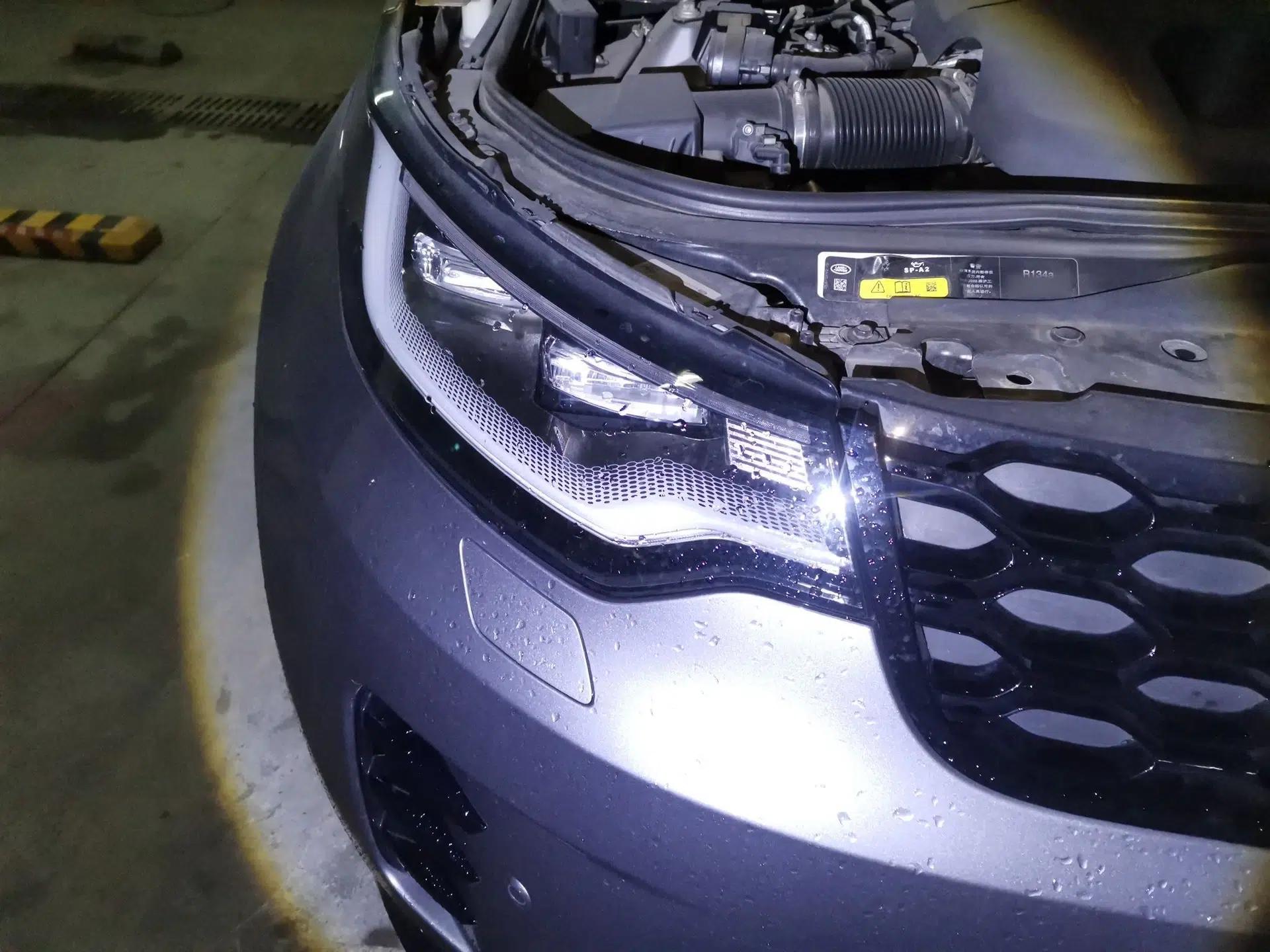 Land Rover Discovery 2021 360 PS R-Dynamic SE — миниатюра 7