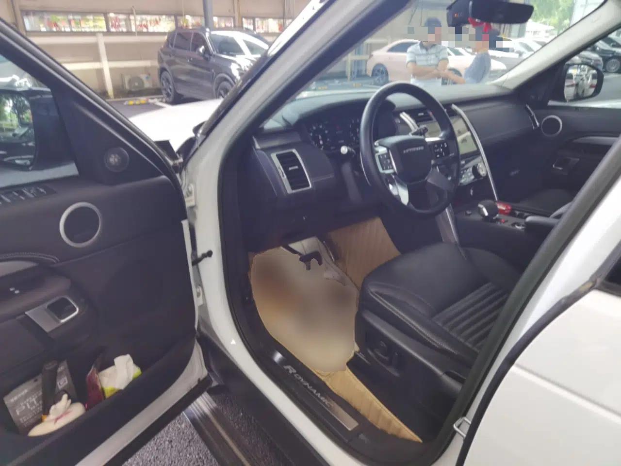 Land Rover Discovery 2023 Revised Version 360 PS R-Dynamic S — миниатюра 17