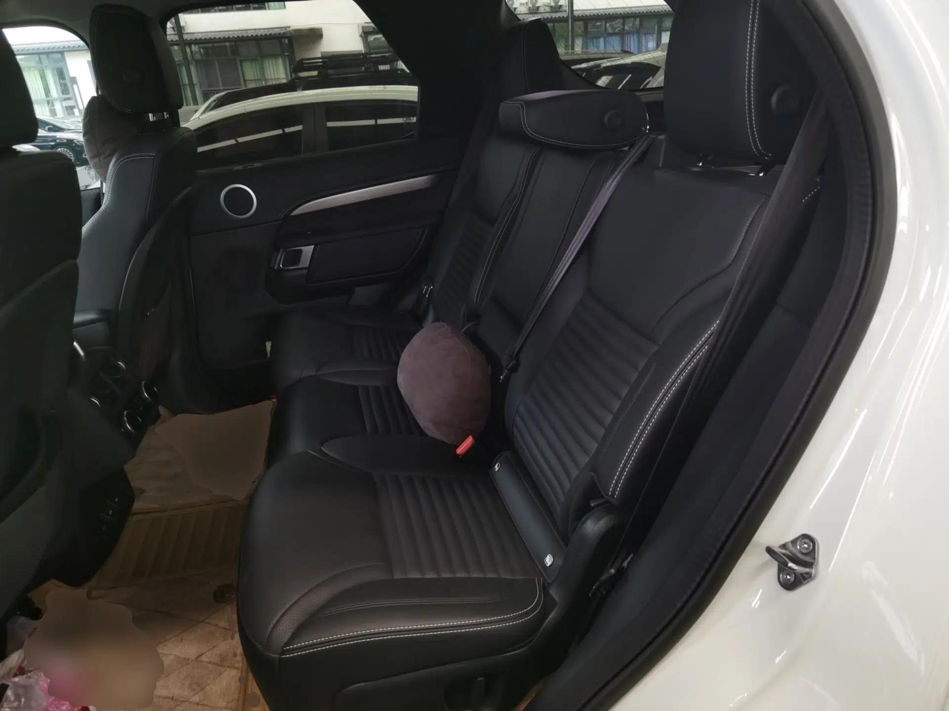 Land Rover Discovery 2023 Revised Version 360 PS R-Dynamic S — миниатюра 18