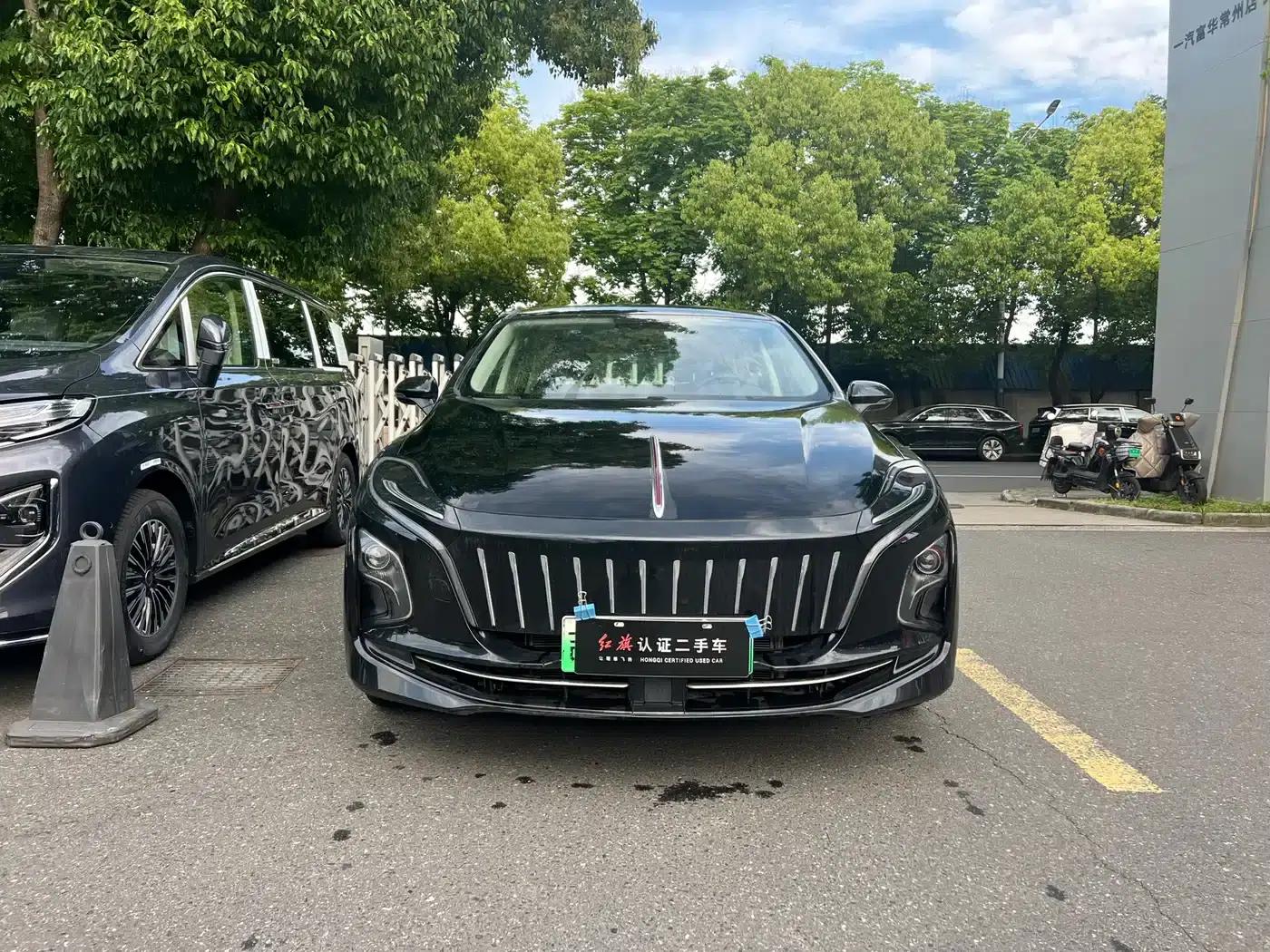 Hongqi E-QM5 2024 Model 450km Travel Edition — миниатюра 3