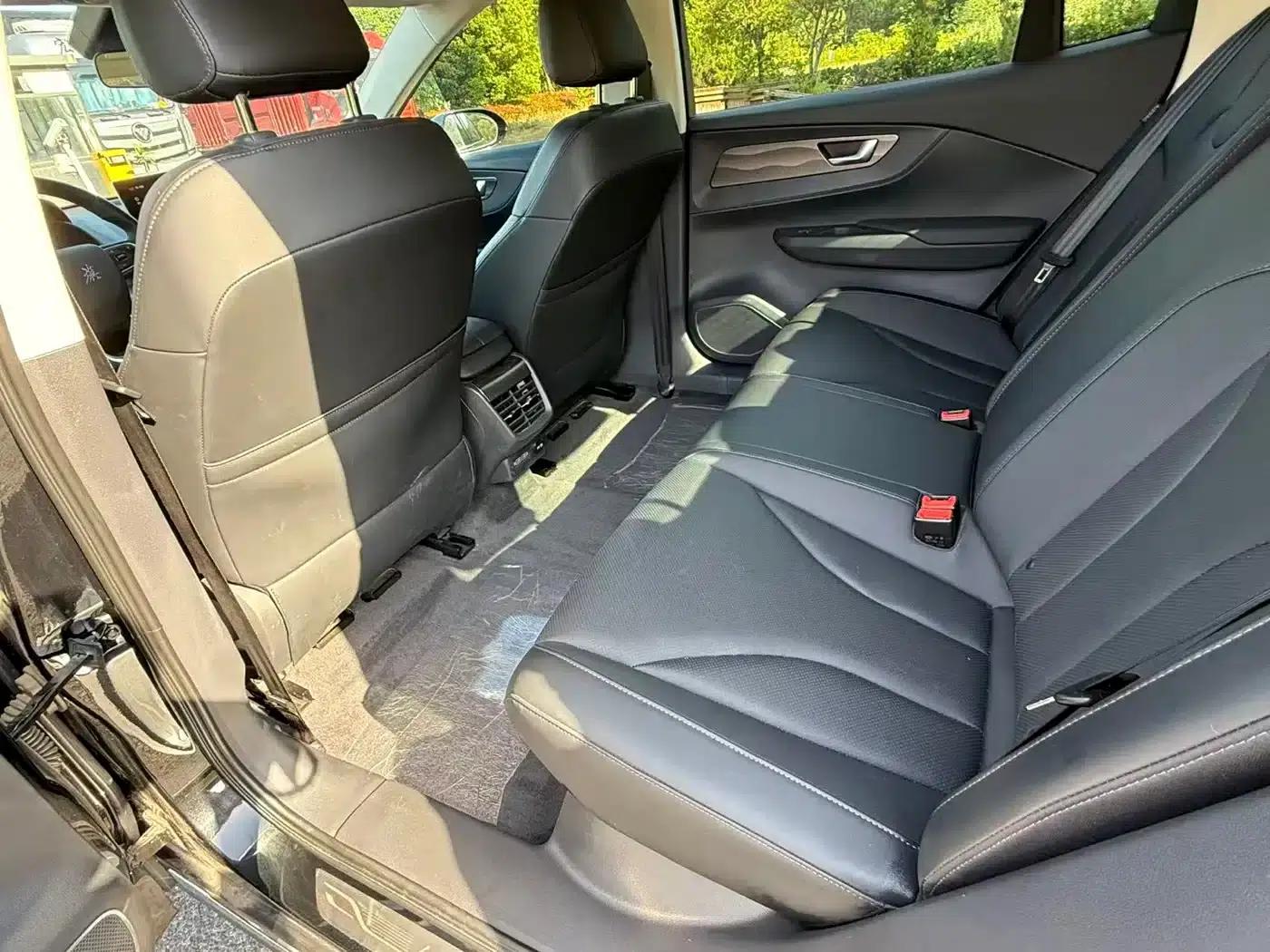 Hongqi E-QM5 2022 Model, 431km Charging Enjoyment Edition — миниатюра 6