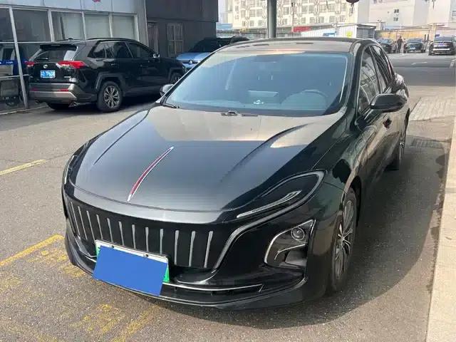 Hongqi E-QM5 2022 Model, 431km Charging Enjoyment Edition