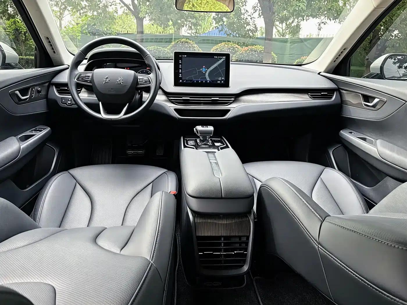 Hongqi E-QM5 2023 Basic Travel Edition — миниатюра 14