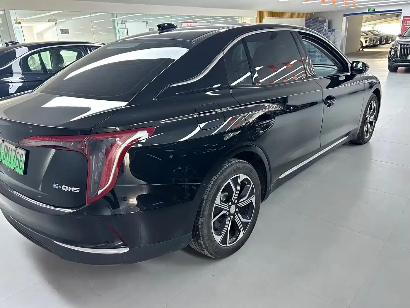 Hongqi E-QM5 2022 Model, 431km Charging Enjoyment Edition — миниатюра 5