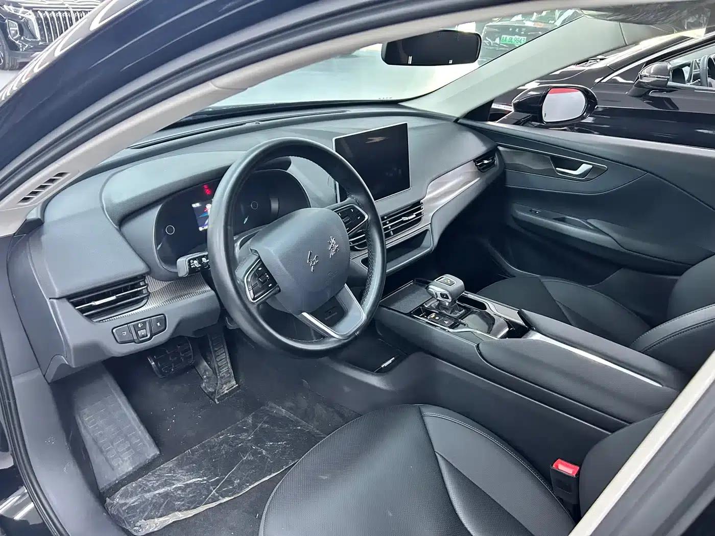 Hongqi E-QM5 2022 Model, 431km Charging Enjoyment Edition — миниатюра 7