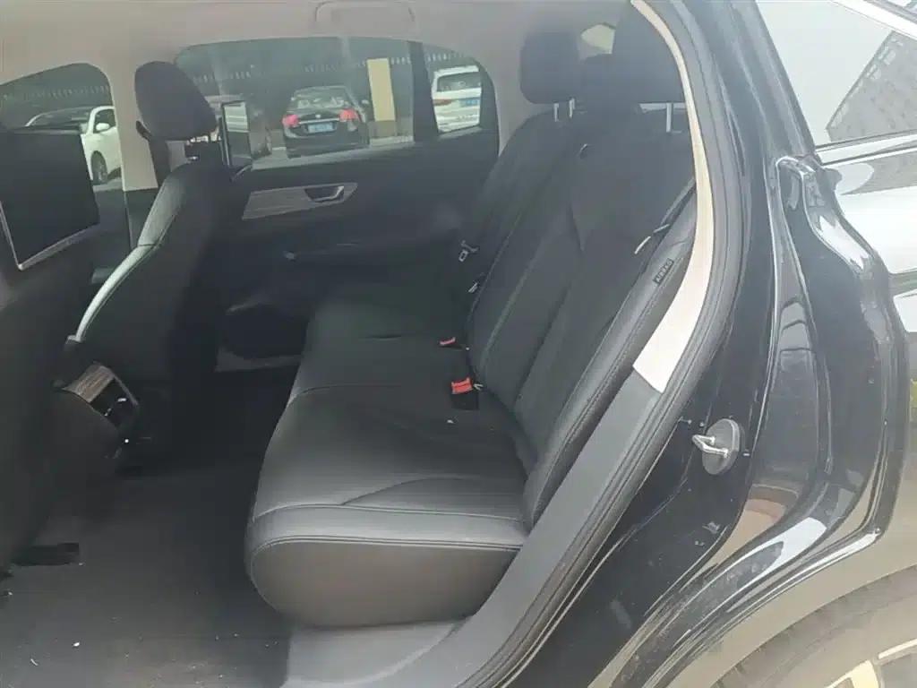 Hongqi E-QM5 2023 Model 620km PLUS — миниатюра 17
