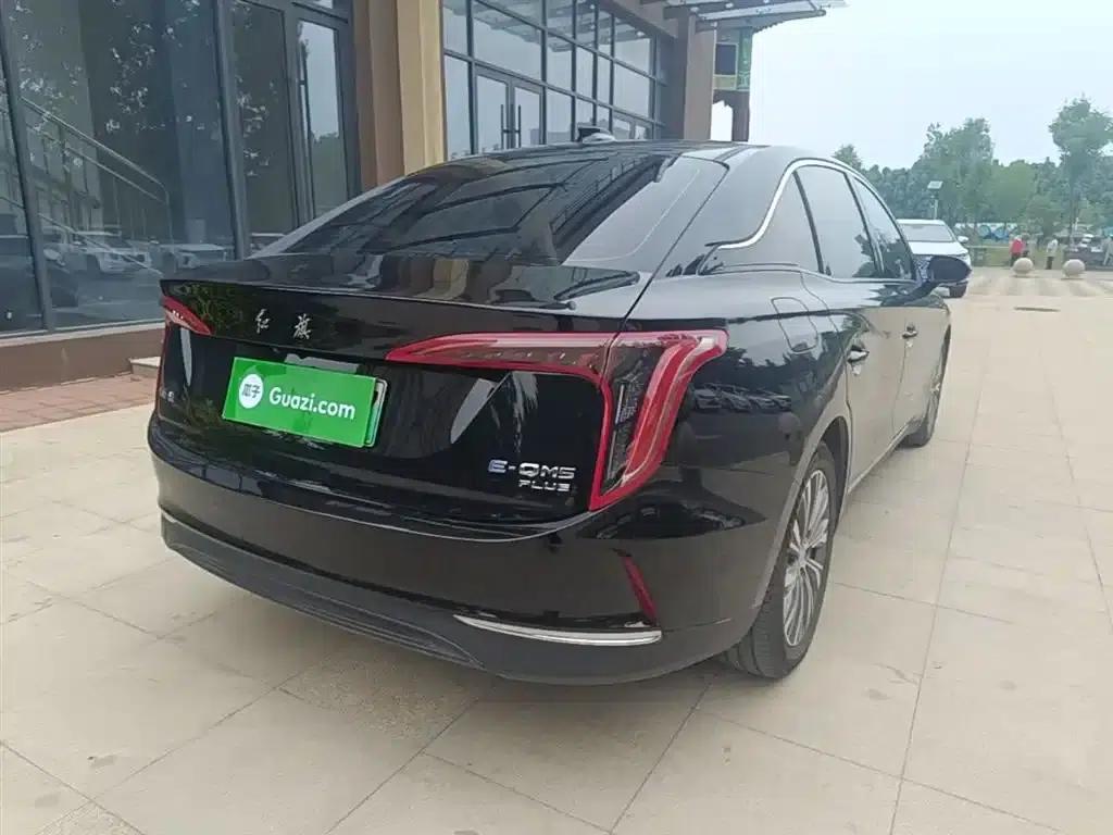 Hongqi E-QM5 2023 Model 620km PLUS — миниатюра 7
