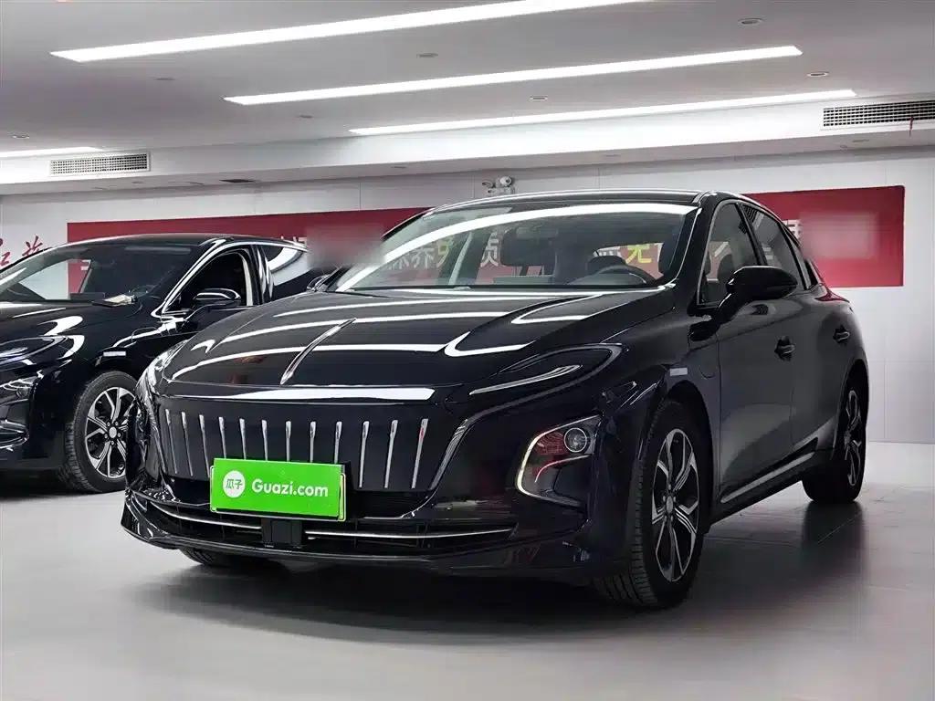 Hongqi E-QM5 2021 Charging Flagship Edition — миниатюра 1