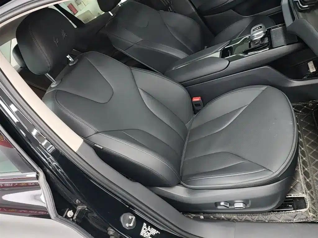 Hongqi E-QM5 2021 Charging Flagship Edition — миниатюра 25