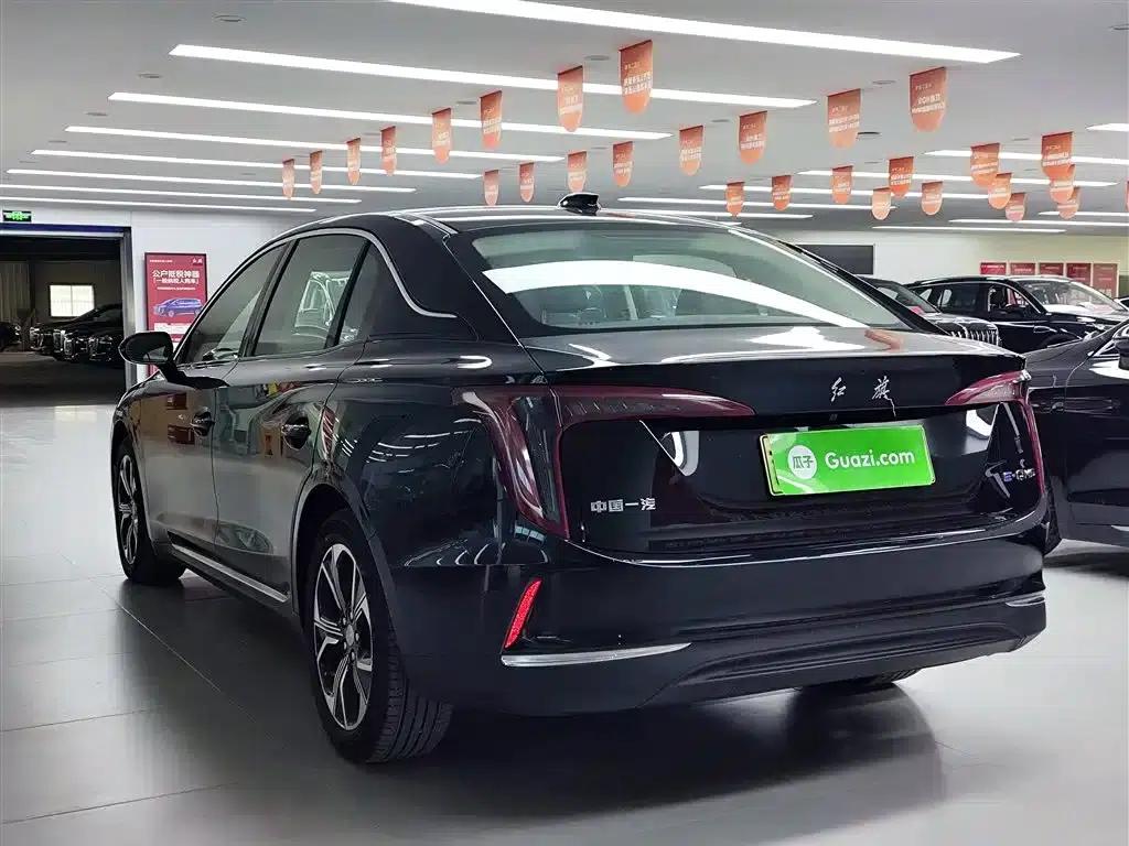 Hongqi E-QM5 2021 Charging Flagship Edition — миниатюра 5