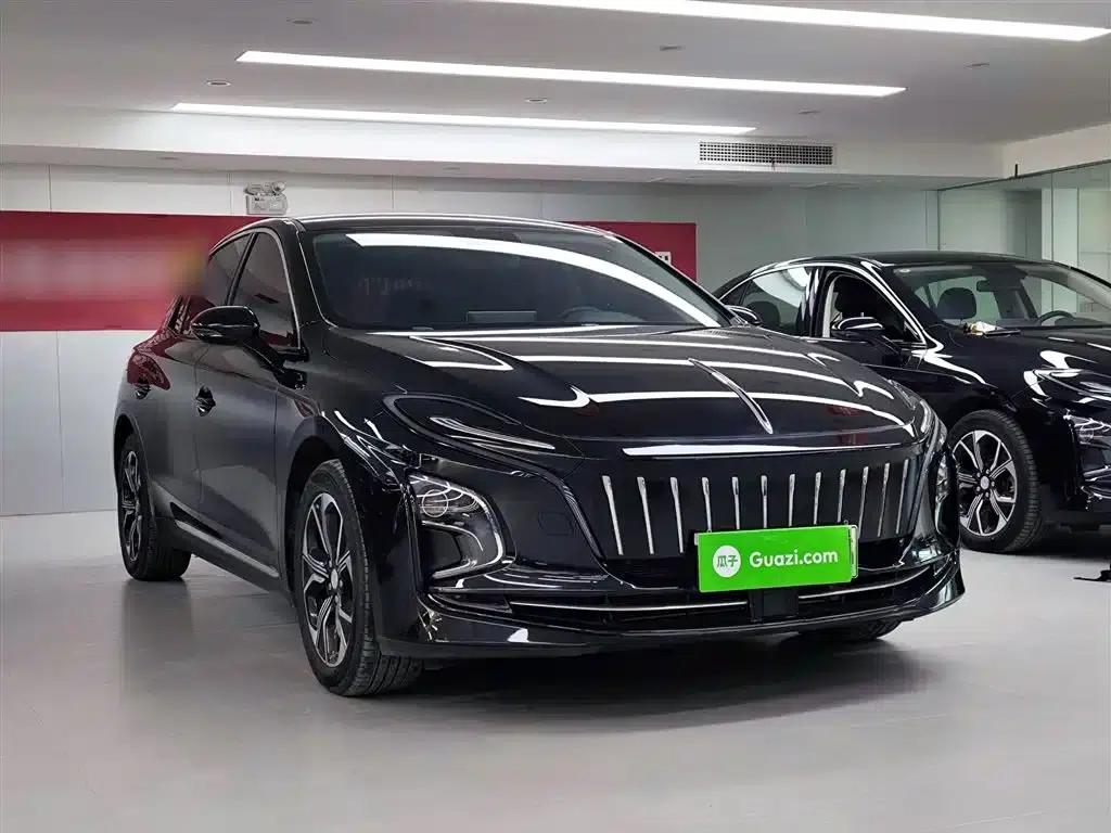 Hongqi E-QM5 2023 Facelift Basic Travel Edition — миниатюра 4