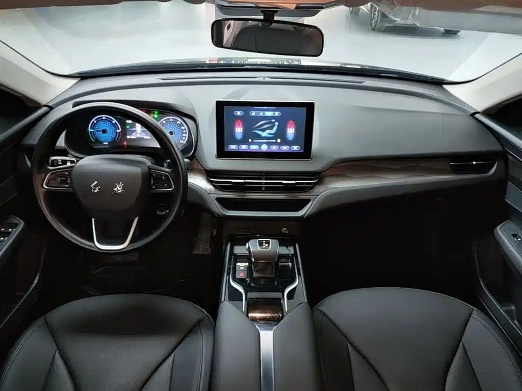 Hongqi E-QM5 2023 Facelift Basic Travel Edition — миниатюра 10