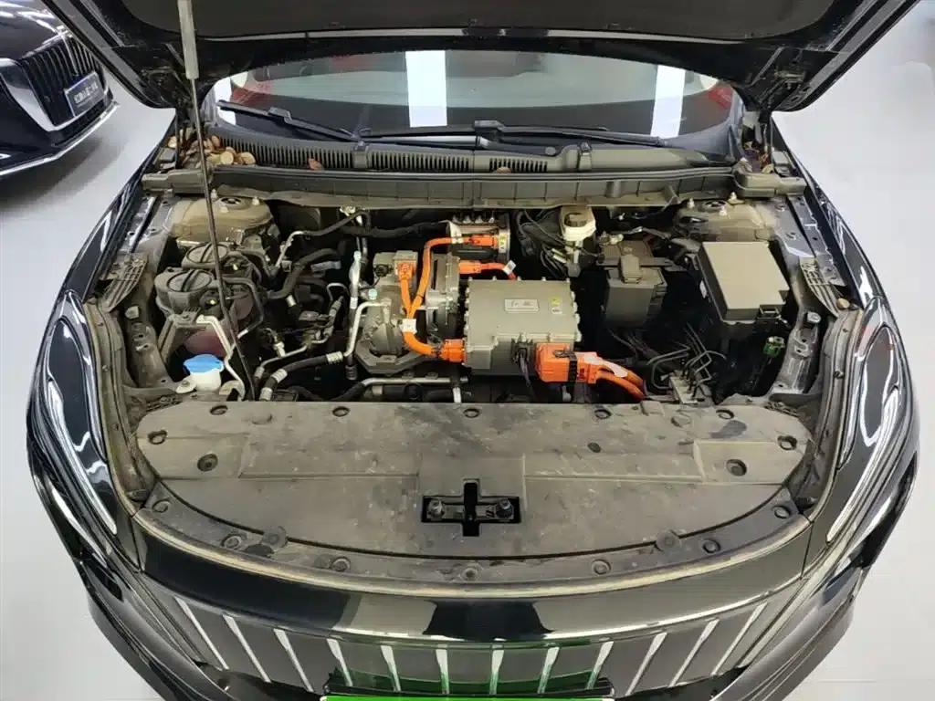 Hongqi E-QM5 2021 Charging Flagship Edition — миниатюра 20