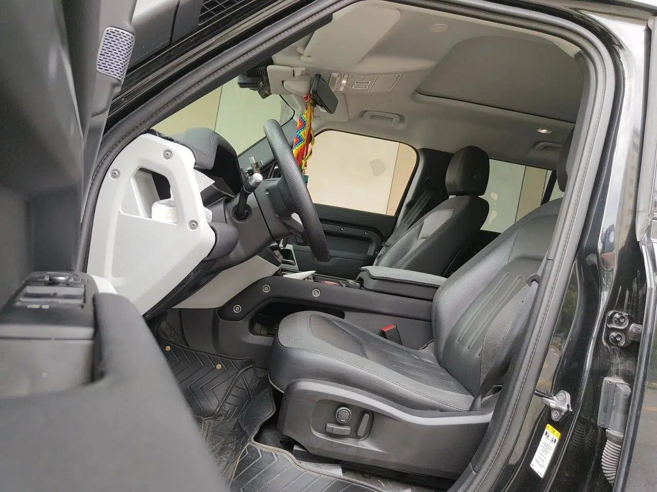 Land Rover Defender 2020 110 P400 SE — миниатюра 16
