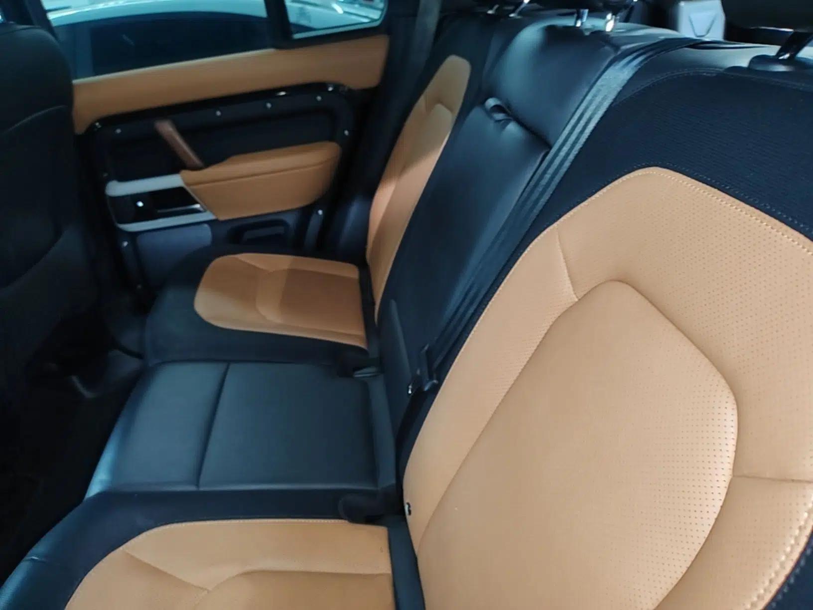 Land Rover Defender 2024 110 3.0T P400 X-DYNAMIC HSE — миниатюра 20