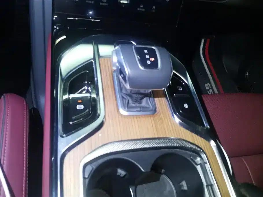 Hongqi E-HS9 2022 Model 660km Flagship Edition (Six Seats) — миниатюра 16