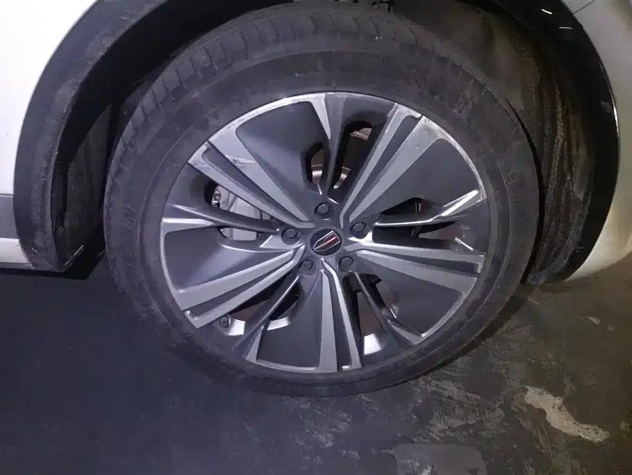 Hongqi E-HS9 2022 Model 660km Flagship Edition (Six Seats) — миниатюра 6
