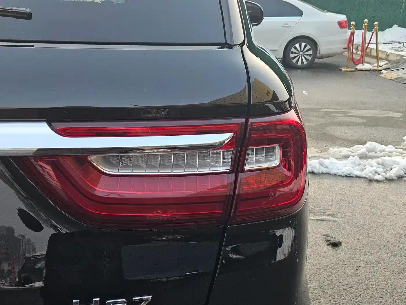 Hongqi HS7 2022 3.0T Automatic 4WD Intelligent Flagship Edition (5-seater) — миниатюра 11