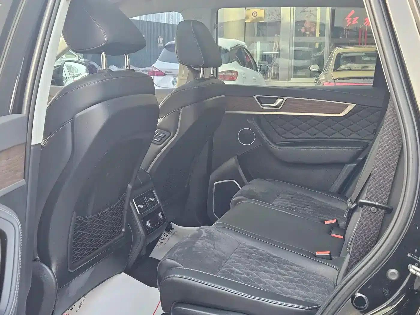Hongqi HS7 2022 3.0T Automatic 4WD Intelligent Flagship Edition (5-seater) — миниатюра 5