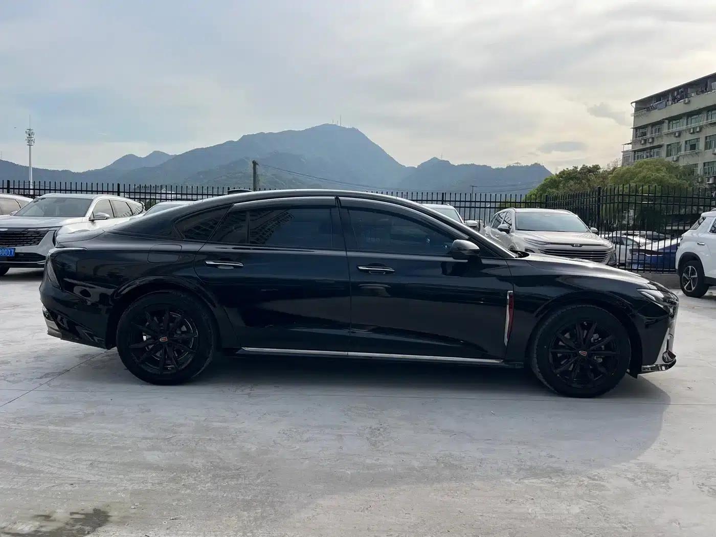 Hongqi H6 2024 2.0T Premium Edition — миниатюра 4
