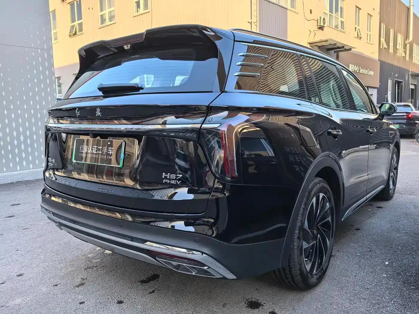 Hongqi HS7 PHEV 2024 2.0T PHEV 4WD Flagship Edition 6-seater — миниатюра 10