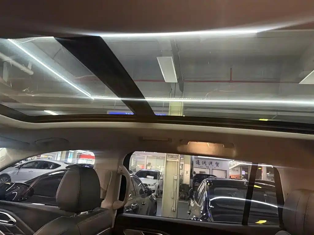 Hongqi HS7 PHEV 2024 2.0T PHEV 4WD Flagship Edition 6-seater — миниатюра 11