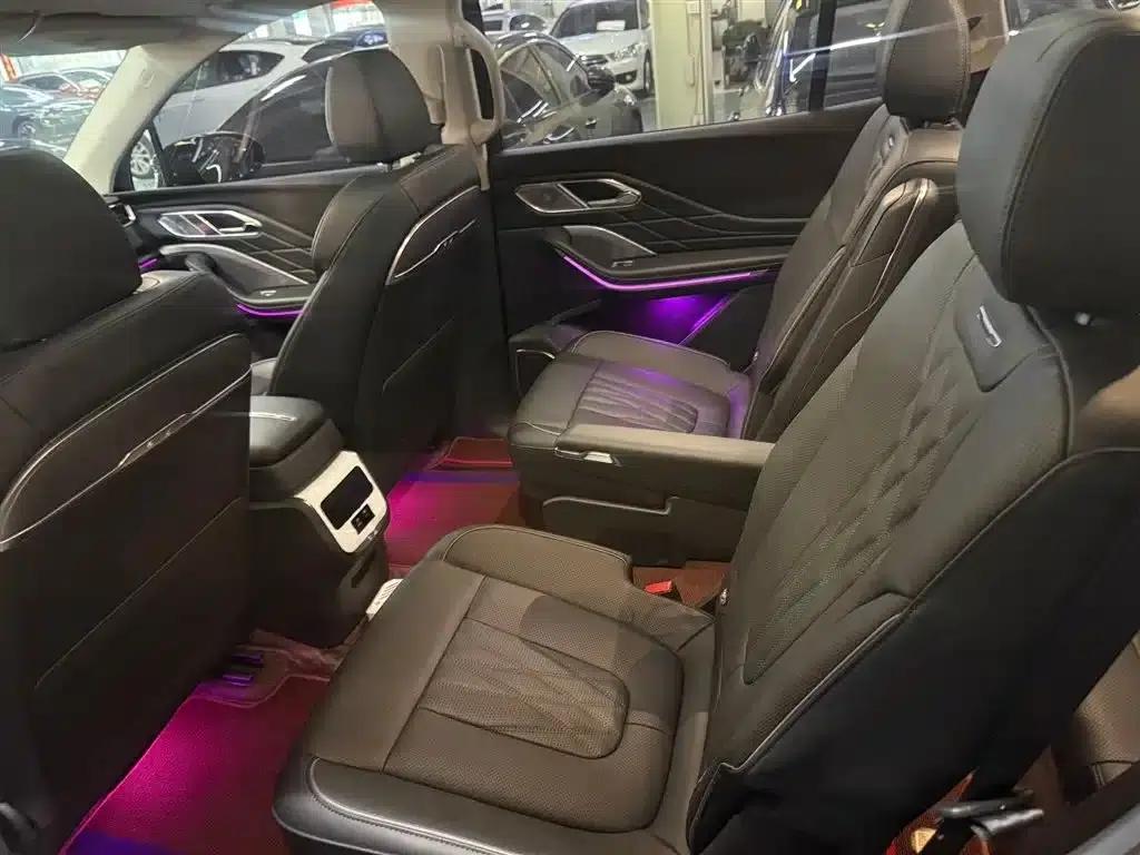 Hongqi HS7 PHEV 2024 2.0T PHEV 4WD Flagship Edition 6-seater — миниатюра 13