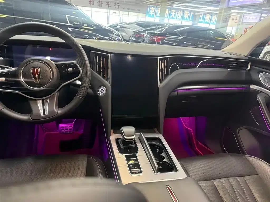 Hongqi HS7 PHEV 2024 2.0T PHEV 4WD Flagship Edition 6-seater — миниатюра 9
