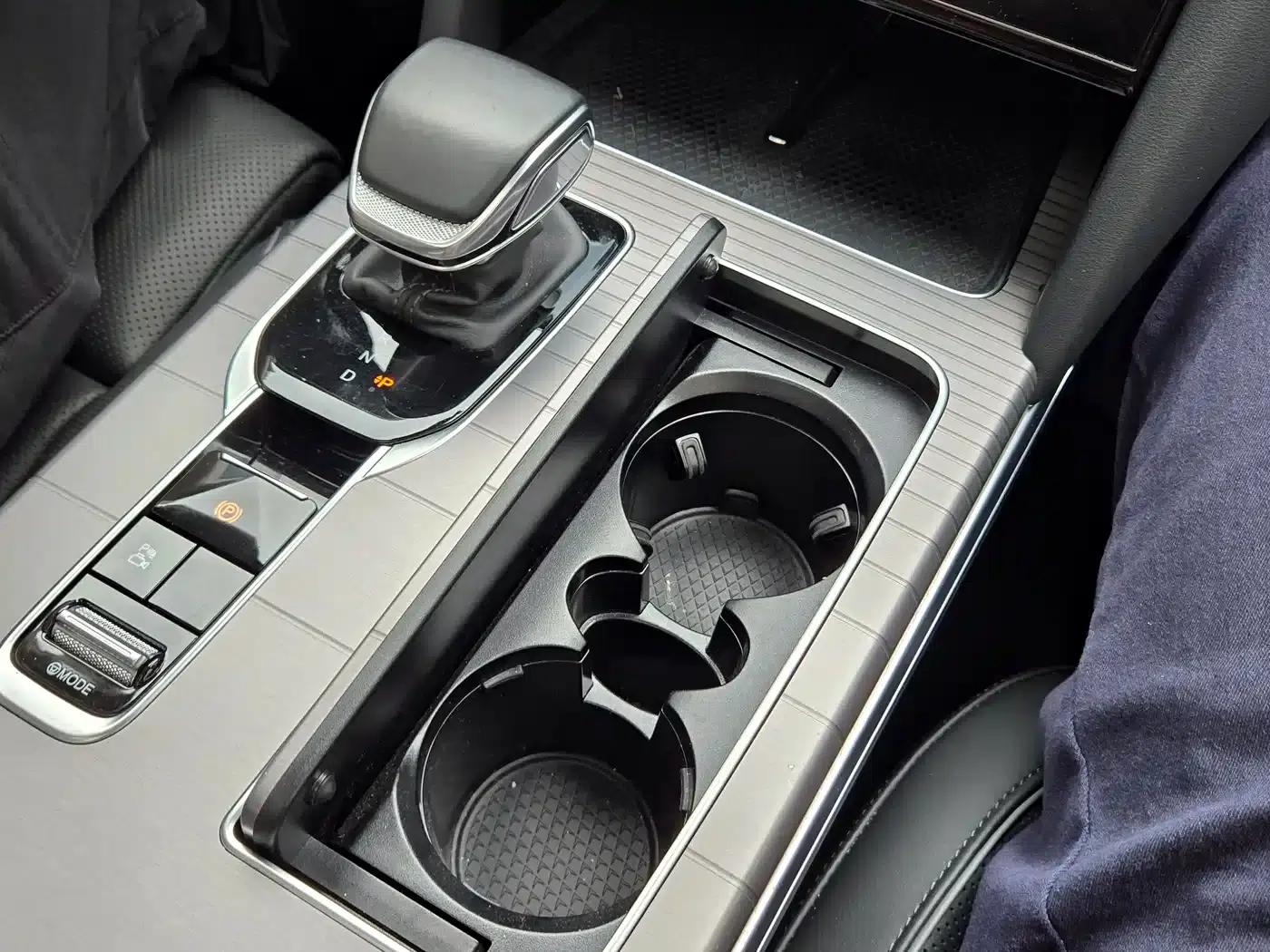 Hongqi HS7 PHEV 2024 2.0T PHEV 4WD Flagship Edition 6-seater — миниатюра 16