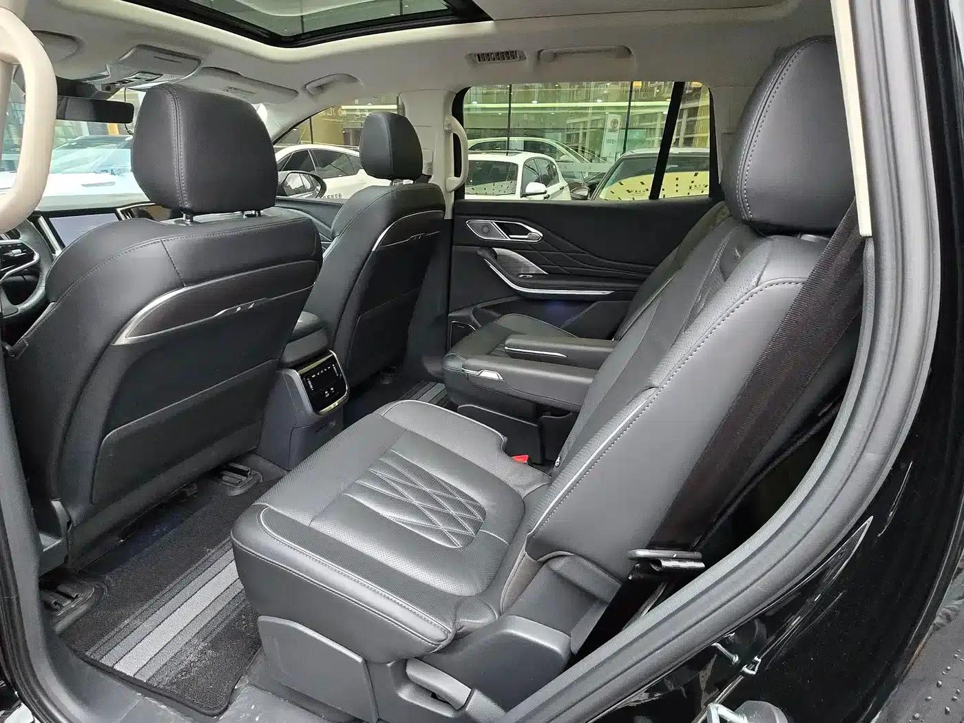 Hongqi HS7 PHEV 2024 2.0T PHEV 4WD Flagship Edition 6-seater — миниатюра 9