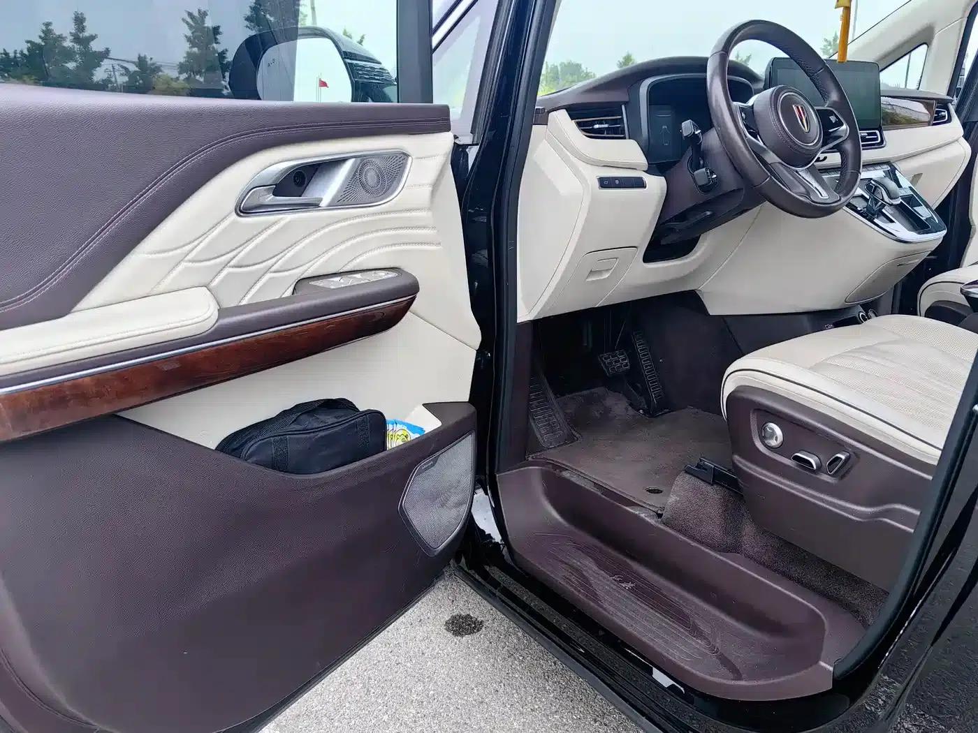 Hongqi HQ9 2023 2.0T Intelligent Flagship Edition — миниатюра 4