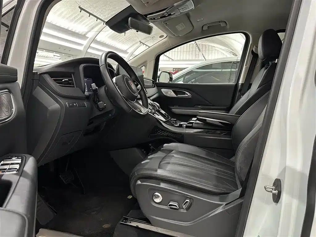 Hongqi HQ9 2023 2.0T Intelligent Flagship Edition — миниатюра 8