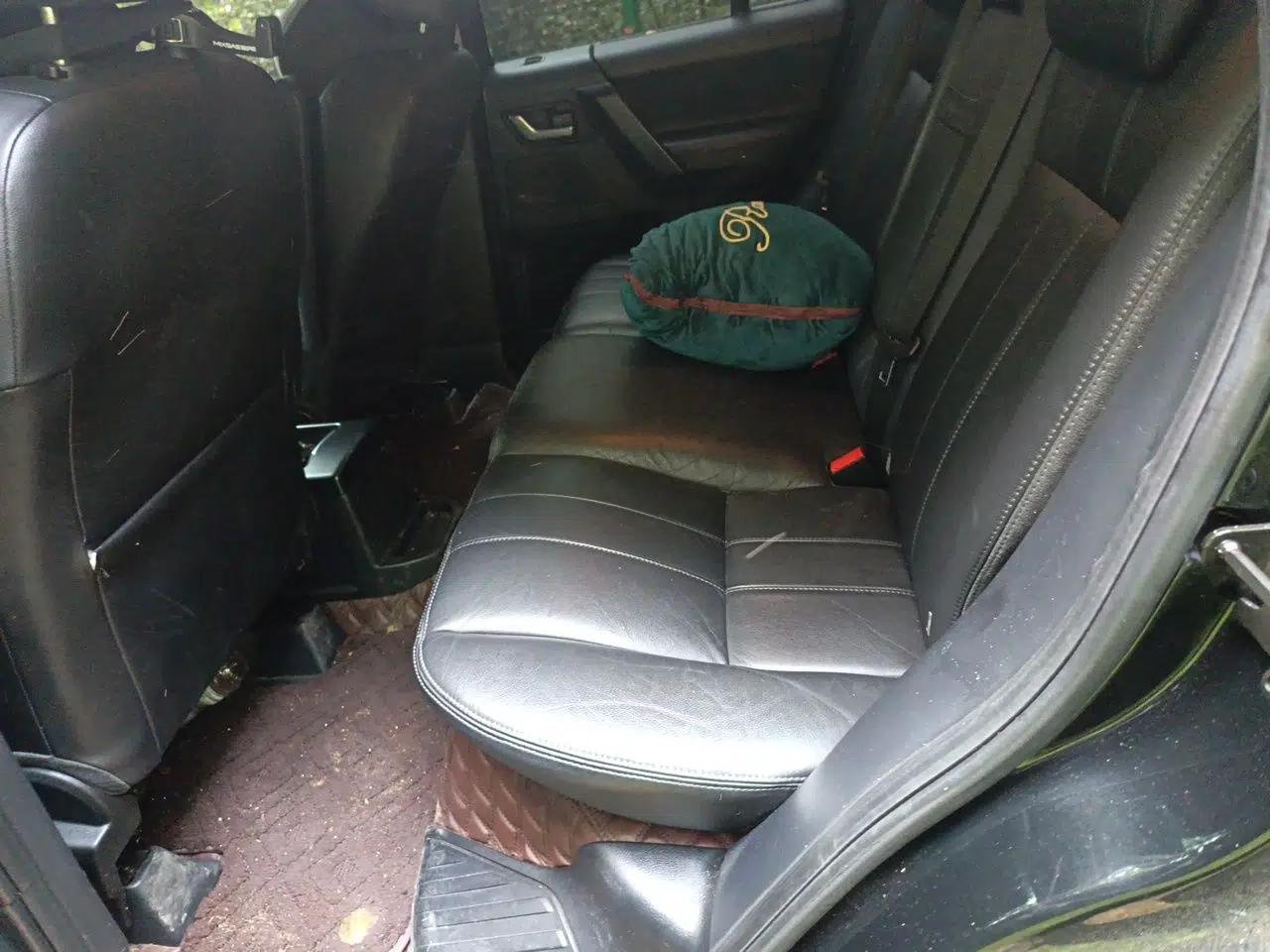 Land Rover Freelander 2 2013 2.0T Si4 SE Gasoline Edition — миниатюра 18