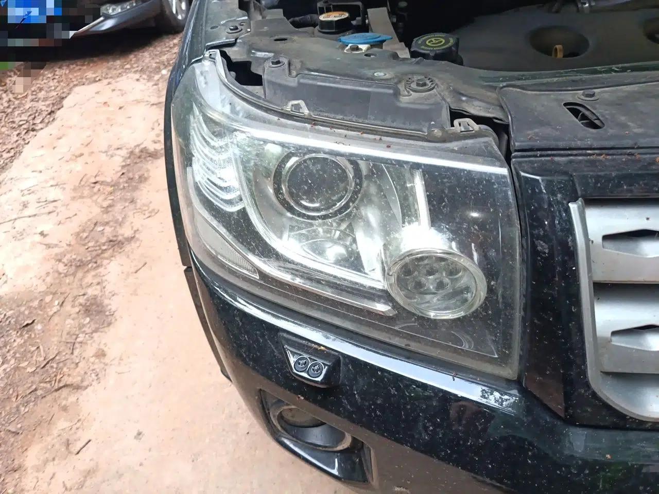 Land Rover Freelander 2 2013 2.0T Si4 SE Gasoline Edition — миниатюра 7
