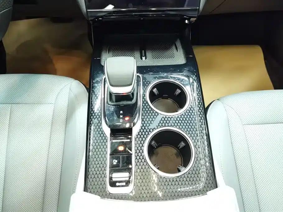 Hongqi HS3 PHEV 2024 Model, 115km/h Performance Edition — миниатюра 16