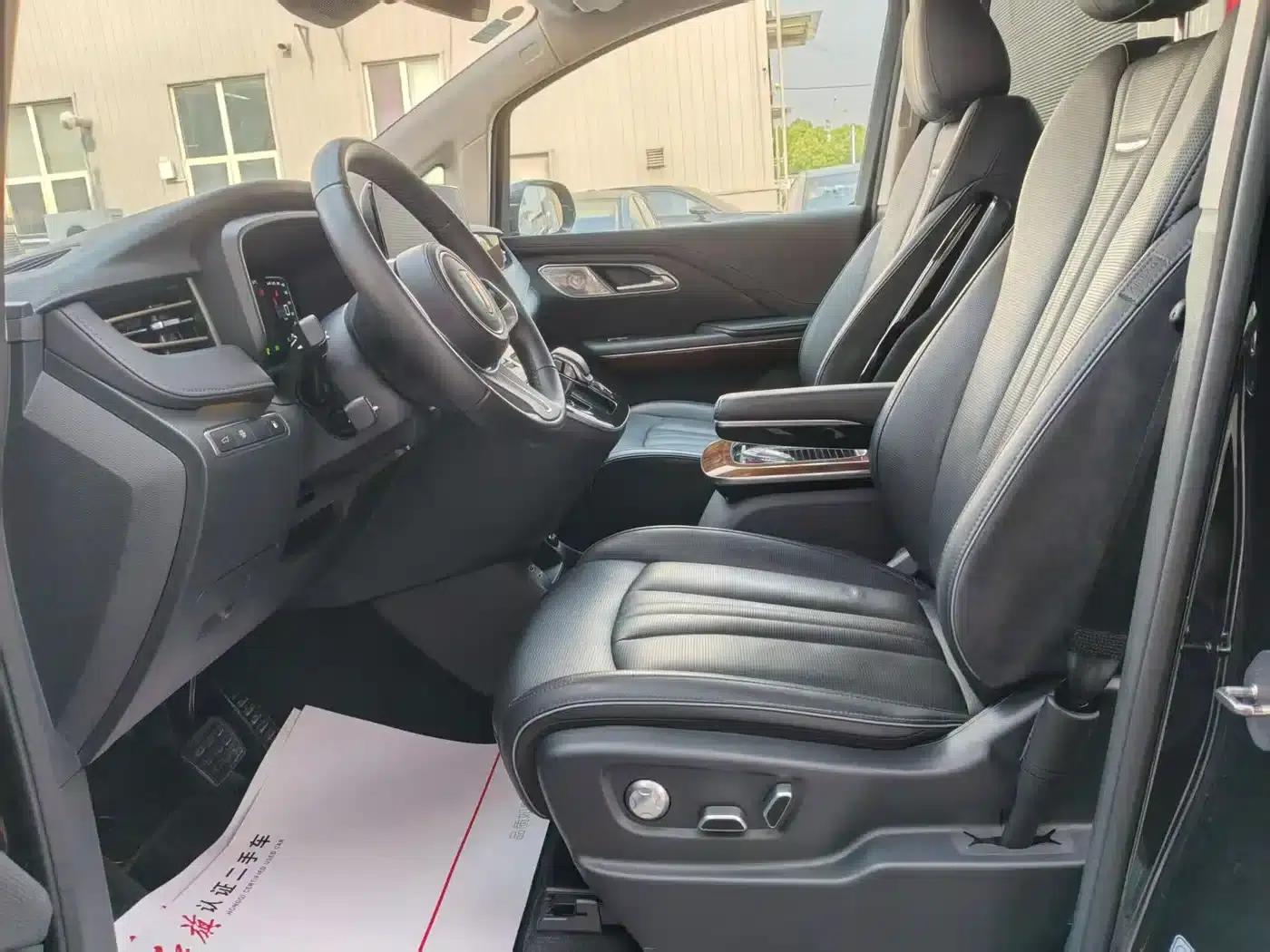Hongqi HQ9 PHEV 2024 2.0T AWD Luxury Edition — миниатюра 5