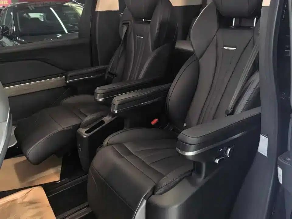 Hongqi HQ9 PHEV 2024 2.0T AWD Business Edition — миниатюра 5